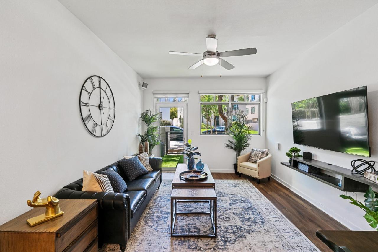 Beverly Grove Chic City Oasis 2 Bedroom Apt With Den 138 Los Angeles Ngoại thất bức ảnh