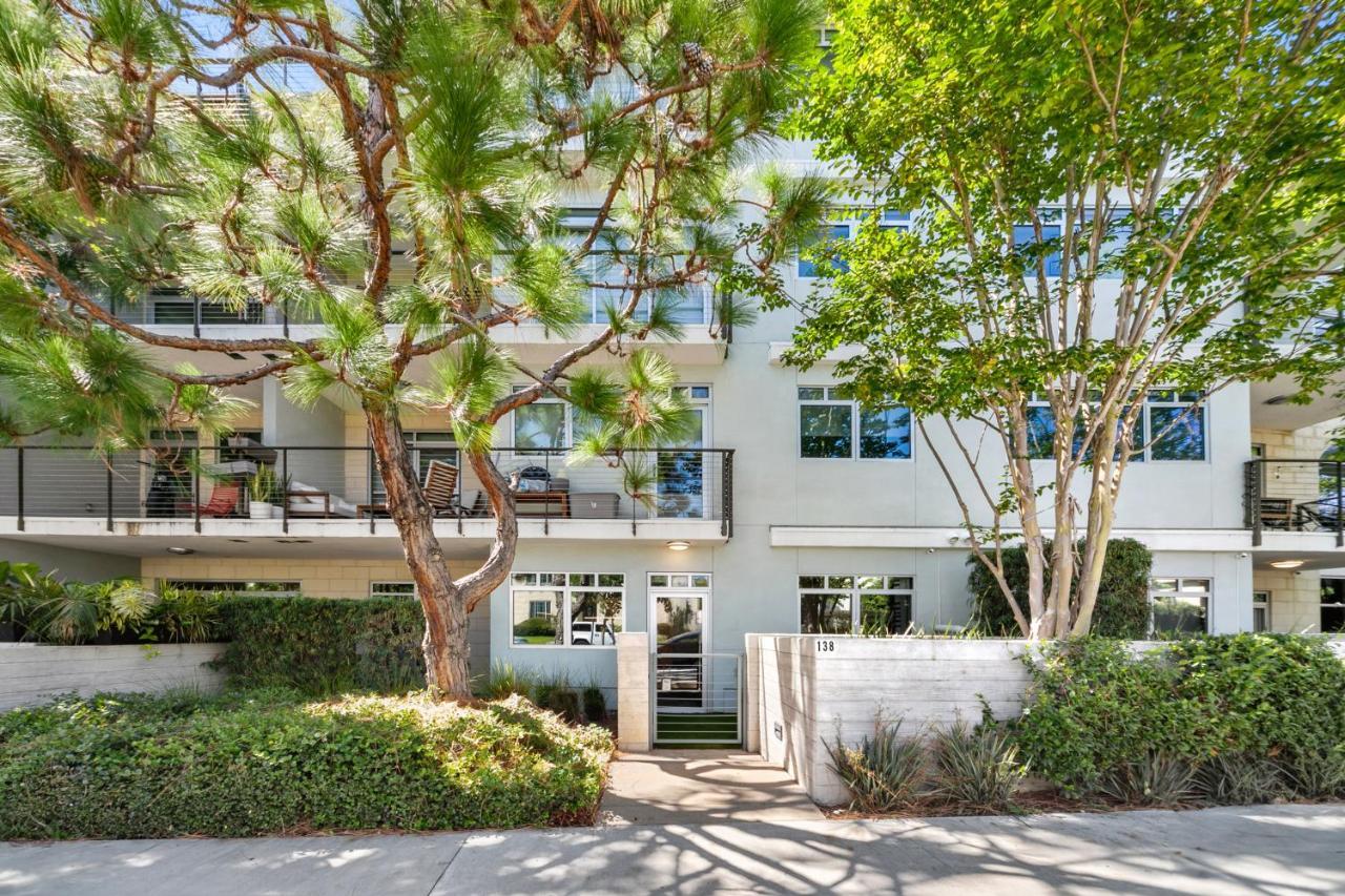 Beverly Grove Chic City Oasis 2 Bedroom Apt With Den 138 Los Angeles Ngoại thất bức ảnh