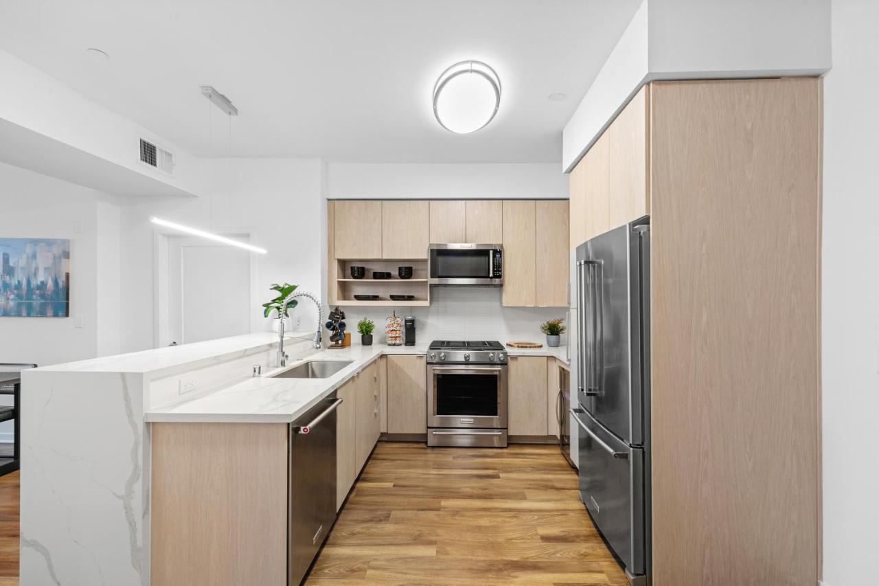 Beverly Grove Chic City Oasis 2 Bedroom Apt With Den 138 Los Angeles Ngoại thất bức ảnh